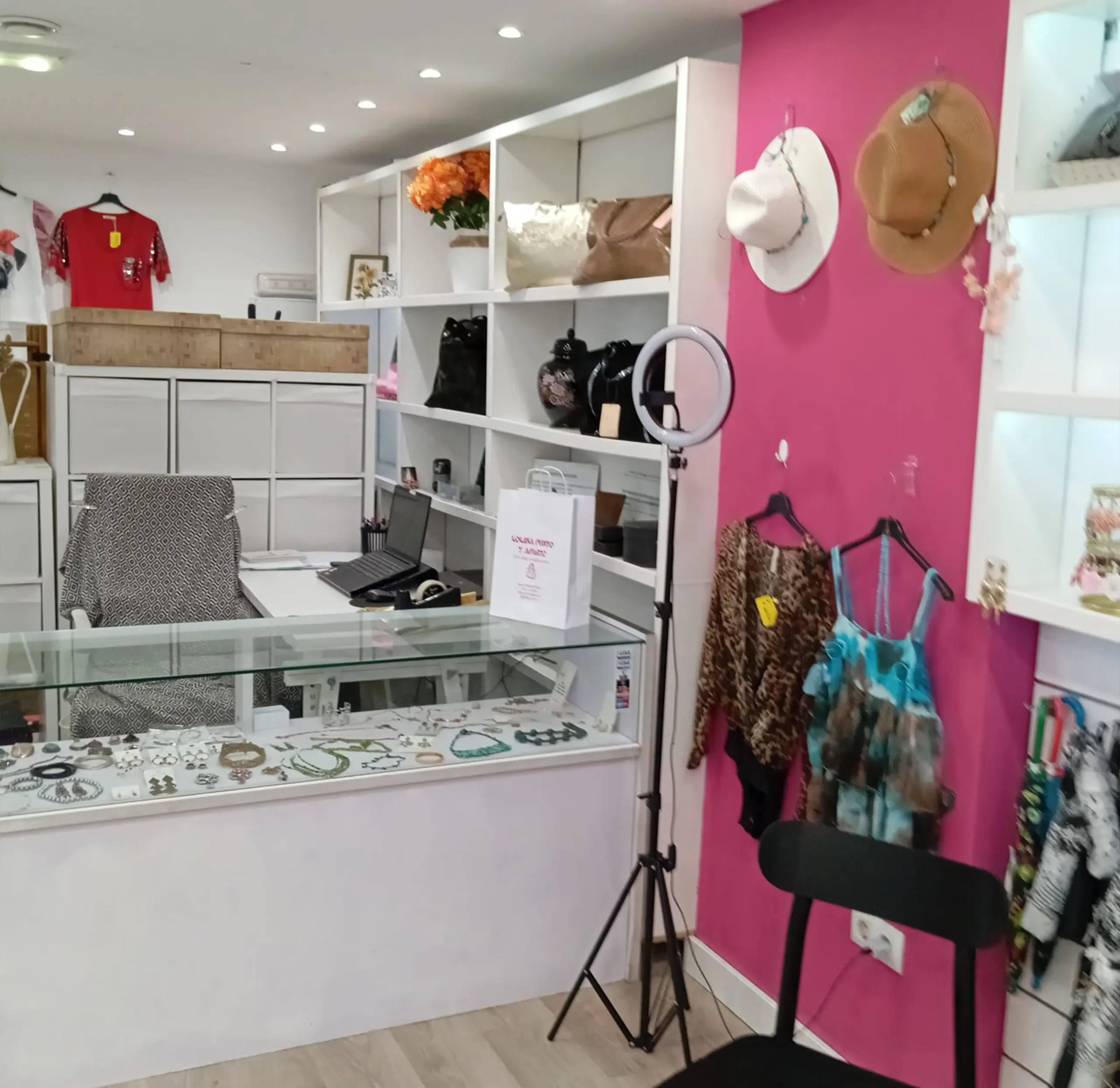 Imagen galería interior tienda